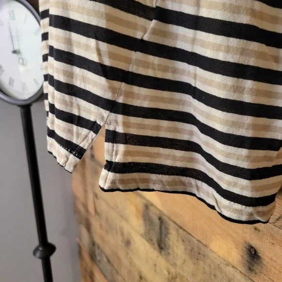 Bassike women's stripped light weight short sleeve top size medium - Picture 5 of 7